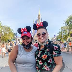 Meet your Posher, Cynthia